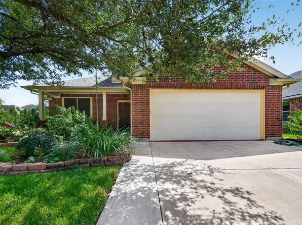 15734 Bannowsky Ln, Houston, TX 77049