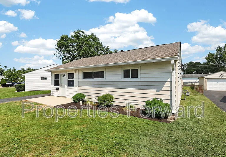 4330 Joseph St — Photo 1