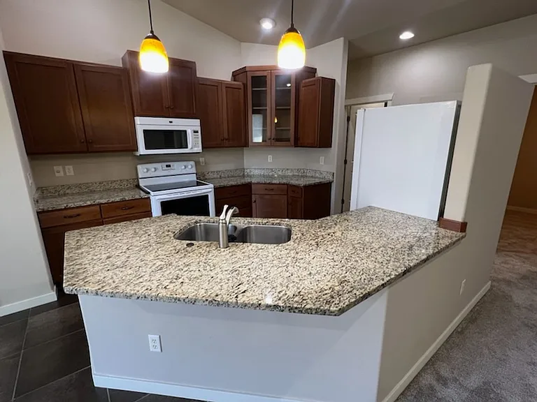 1497 Copper Loop — Photo 7