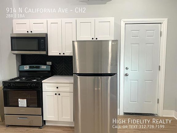 3rd image of 914 N California Ave #Ch2
