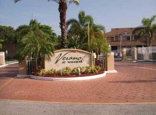 2183 SW 80th Ter #2183, Hollywood, FL 33025