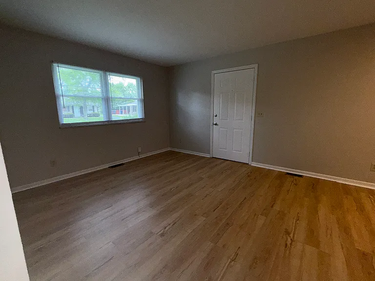 511 Diven Ln #511 — Photo 6
