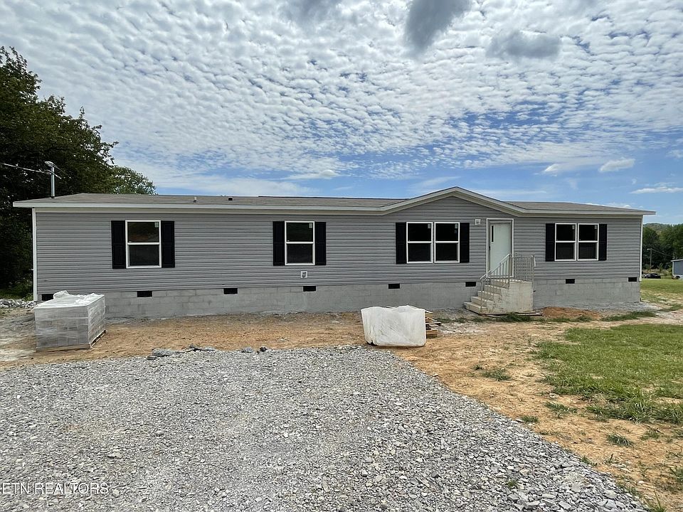 1st image of 418 Oak Grove Rd
