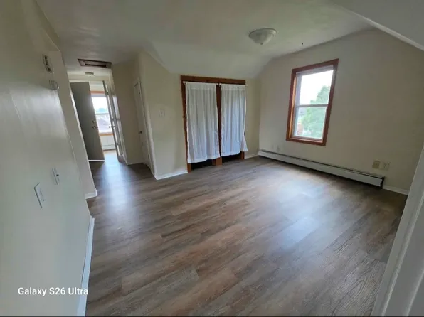 110 E 7th St, Duluth, MN 55805