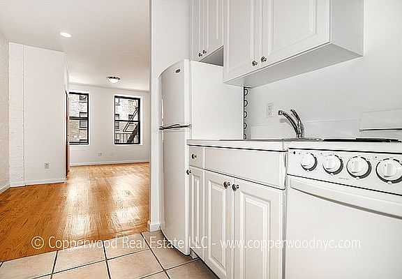 2nd image of 430 E 89th St APT 2D