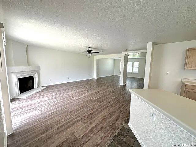 814 Empresario Dr — Photo 3