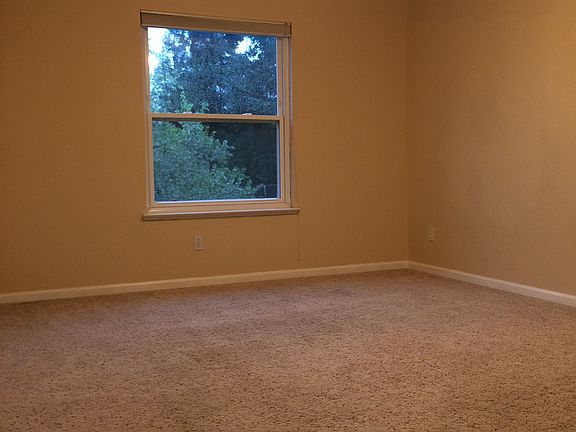 2nd image of 3495 Falkirk Way