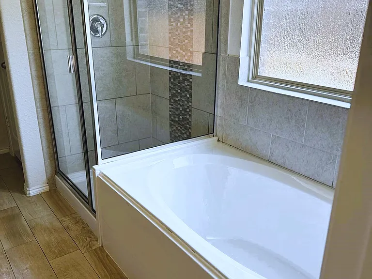 1405 Acmite Ave — Photo 18