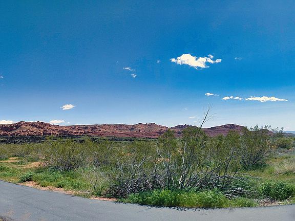 3rd image of 250 N Snow Canyon Dr #111