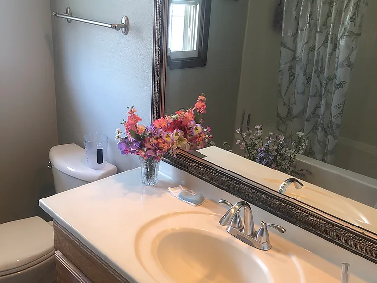 3105 E Somers Ave — Photo 3