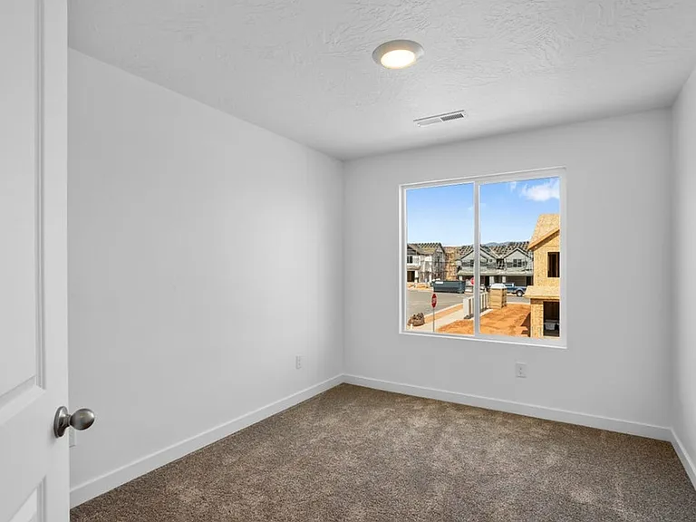 2775 E Rushpink Ln — Photo 25