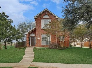 1372 Mae Dr, Carrollton, TX 75007