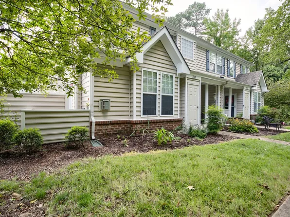 100 Grant Ct, Yorktown, VA 23692