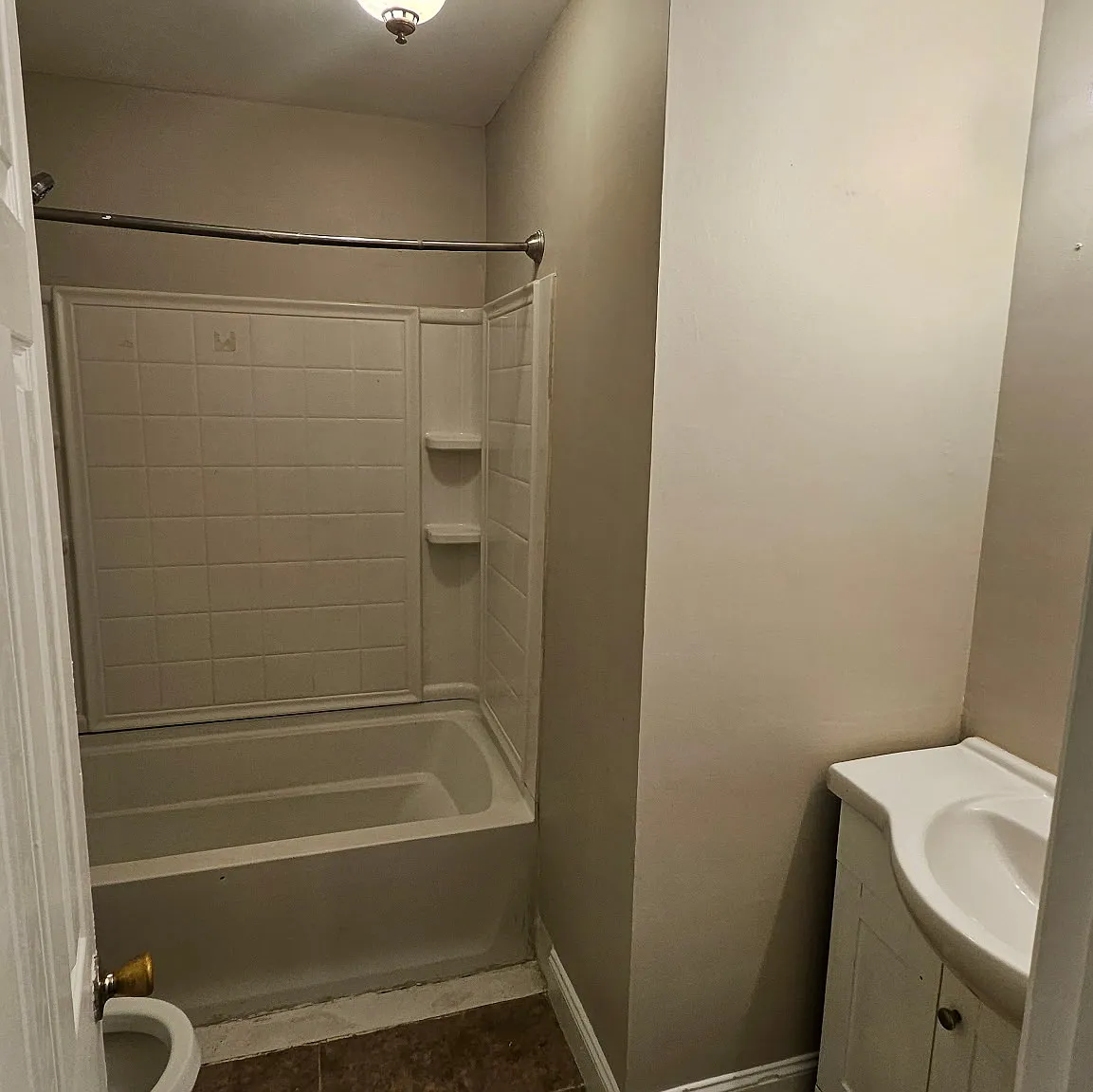 3 bed, 1.5 bath, 1244 sqft, $1,750 — Photo 2