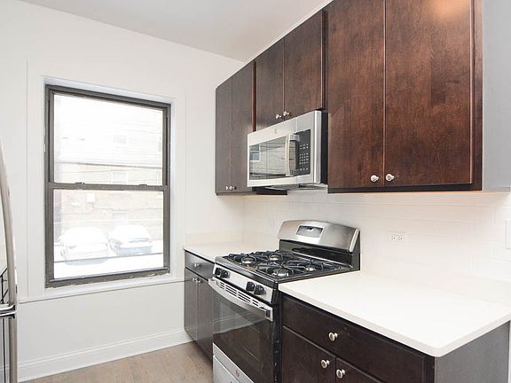 3rd image of 2524 N Kedzie Blvd #W2