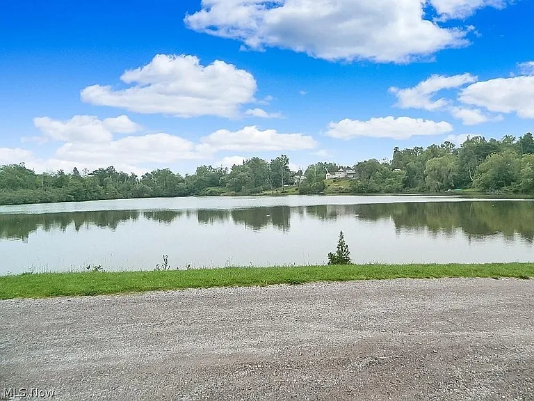 11754 Lakeland Dr — Photo 17