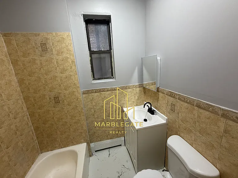 36 S 12th St #11 — Photo 13