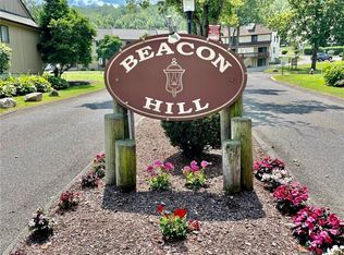 117 Foxton Ct #117, Beacon Falls, CT 06403