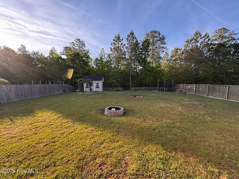 421 Wolfe Ln — Photo 20