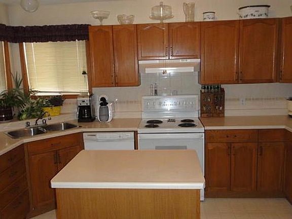 2nd image of 1188 Joyce Rd NW
