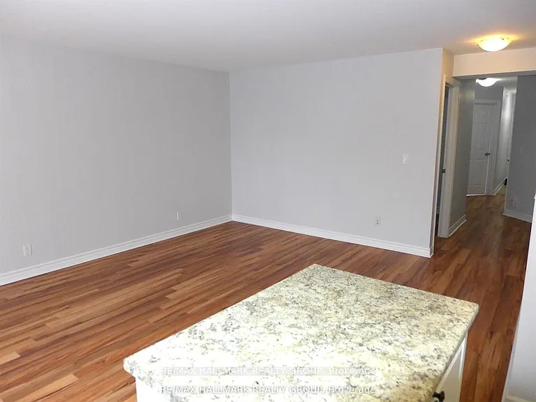 216 Carillon St #3 — Photo 9
