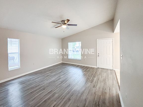 3rd image of 3613 Bishop Eddie Newkirk Way