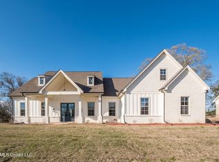 172 Farley Rd, Byhalia, MS 38611