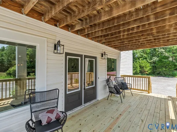 18344 Mountain Rd, Montpelier, VA 23192