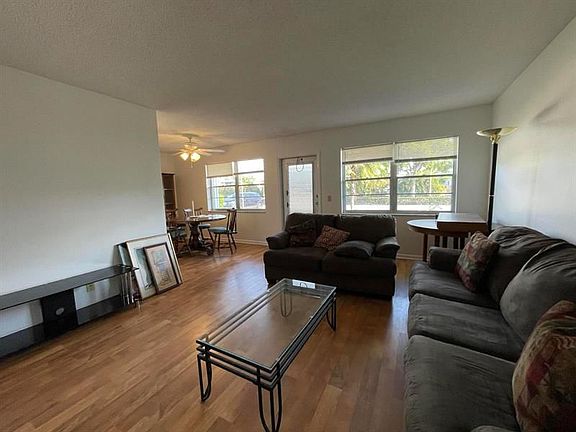 3rd image of 187 Somerset Dr #J
