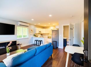 6935 SE Gladstone St #B, Portland, OR 97206