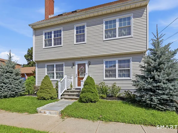 31 Center Avenue, East Haven, CT 06512