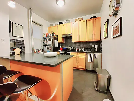 Rented by New York Dwellings LLC | media 15