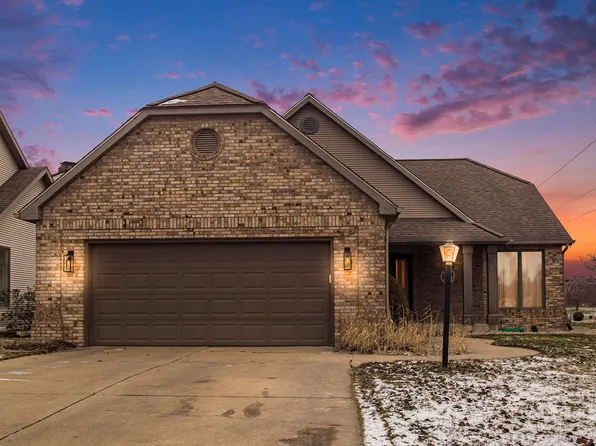 3901 Doral Ln, Elkhart, IN 46517