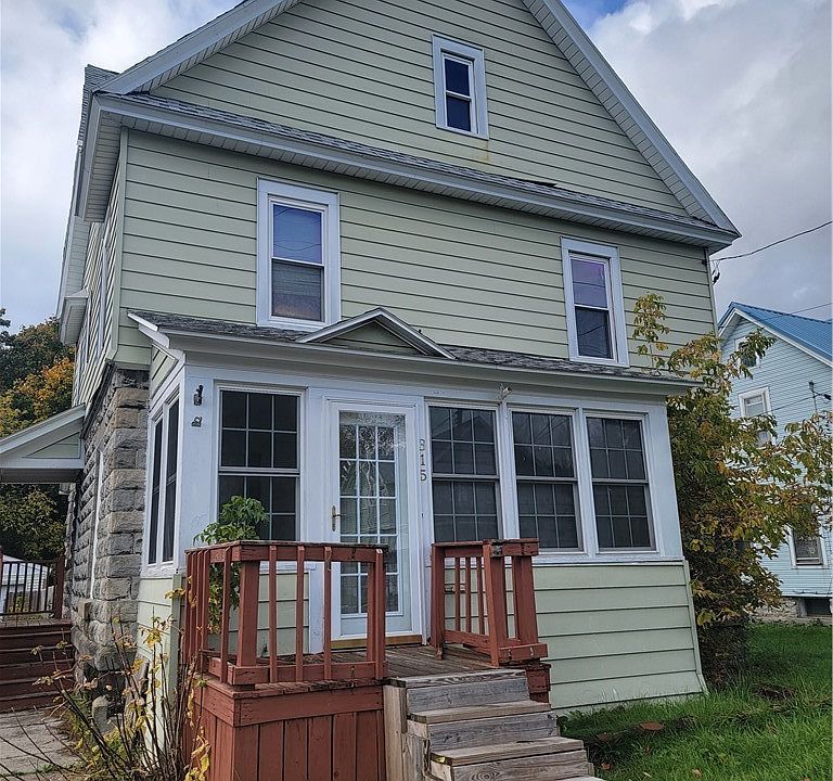 1st image of 315 N California Ave