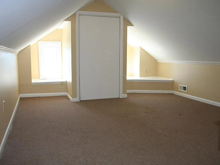 115 Saint Elmo St — Photo 15