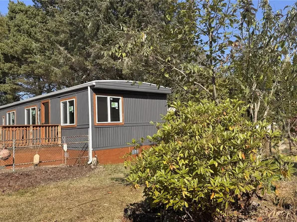 206 E Rain Street NE, Ocean Shores, WA 98569