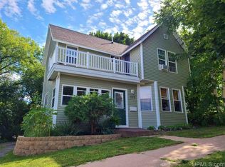325 Jackson St, Marquette, MI 49855
