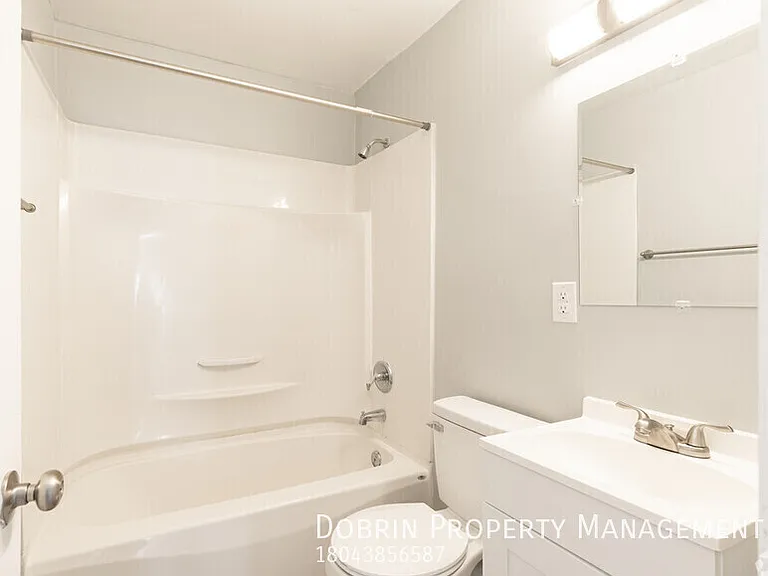 1600C Fendall Ave — Photo 4