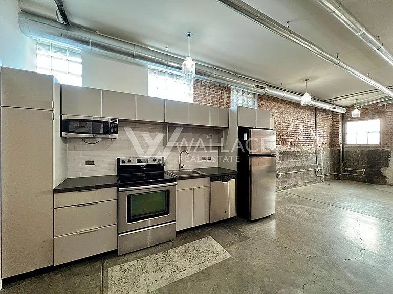 473 Walnut St — Photo 6