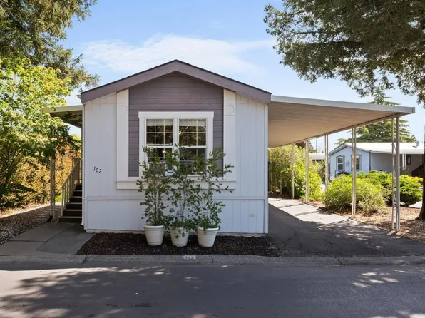 102 Petaluma Way, Petaluma, CA 94954