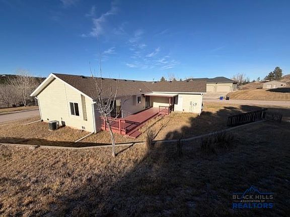 2nd image of 5556 Nugget Gulch Rd