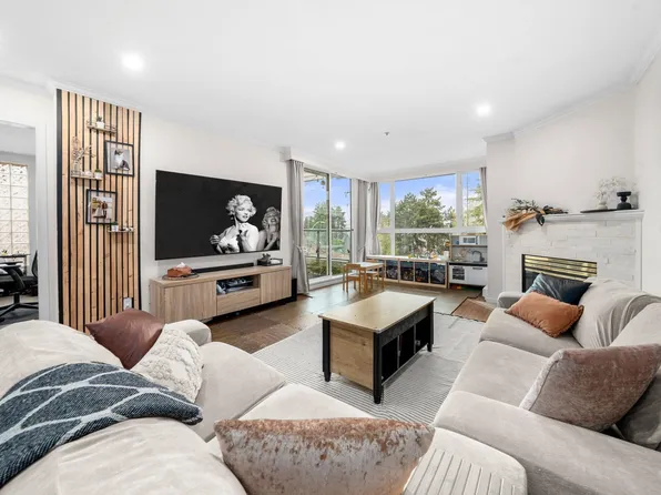 1318 W 6th Ave #305, Vancouver, BC V6H 1A7