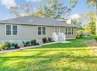 156 Dogwood Dr, Wading River, NY 11792