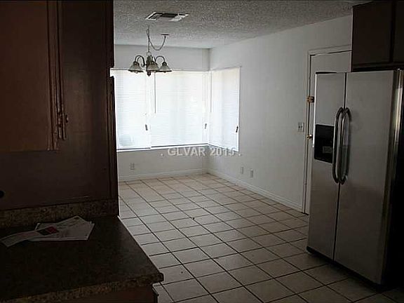 3rd image of 7038 Montcliff Ave