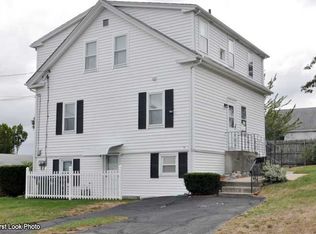 76 Swift St, Providence, RI 02904