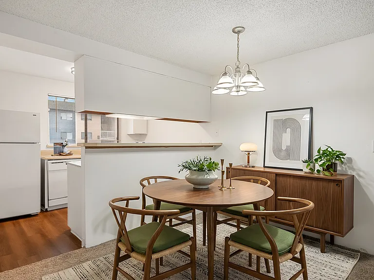Crystal Springs Apartments — Photo 106