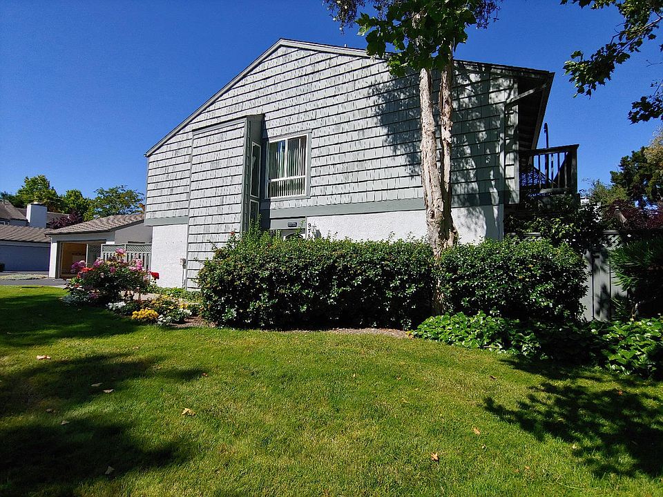 1st image of 978 Vasco Da Gama Ln