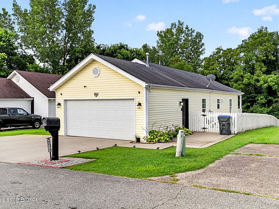 2nd image of 9814 Williamsborough Ln