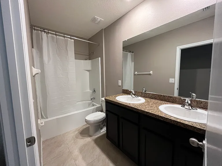 17055 Oval Rum Dr — Photo 10