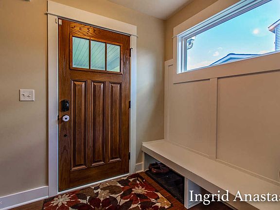 4th image of 2736 Copper Hill Dr